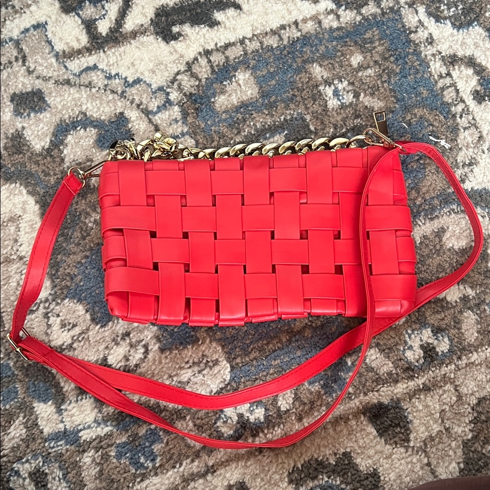 Elegant Red Woven Crossbody Bag